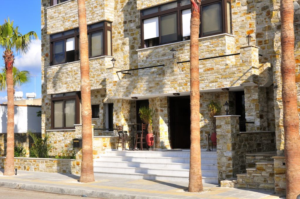 Hotel Vergi Ворокліні Екстер'єр фото