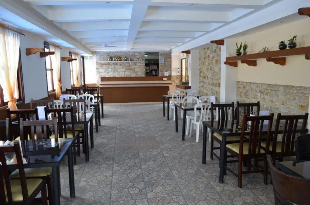 Hotel Vergi Ворокліні Екстер'єр фото